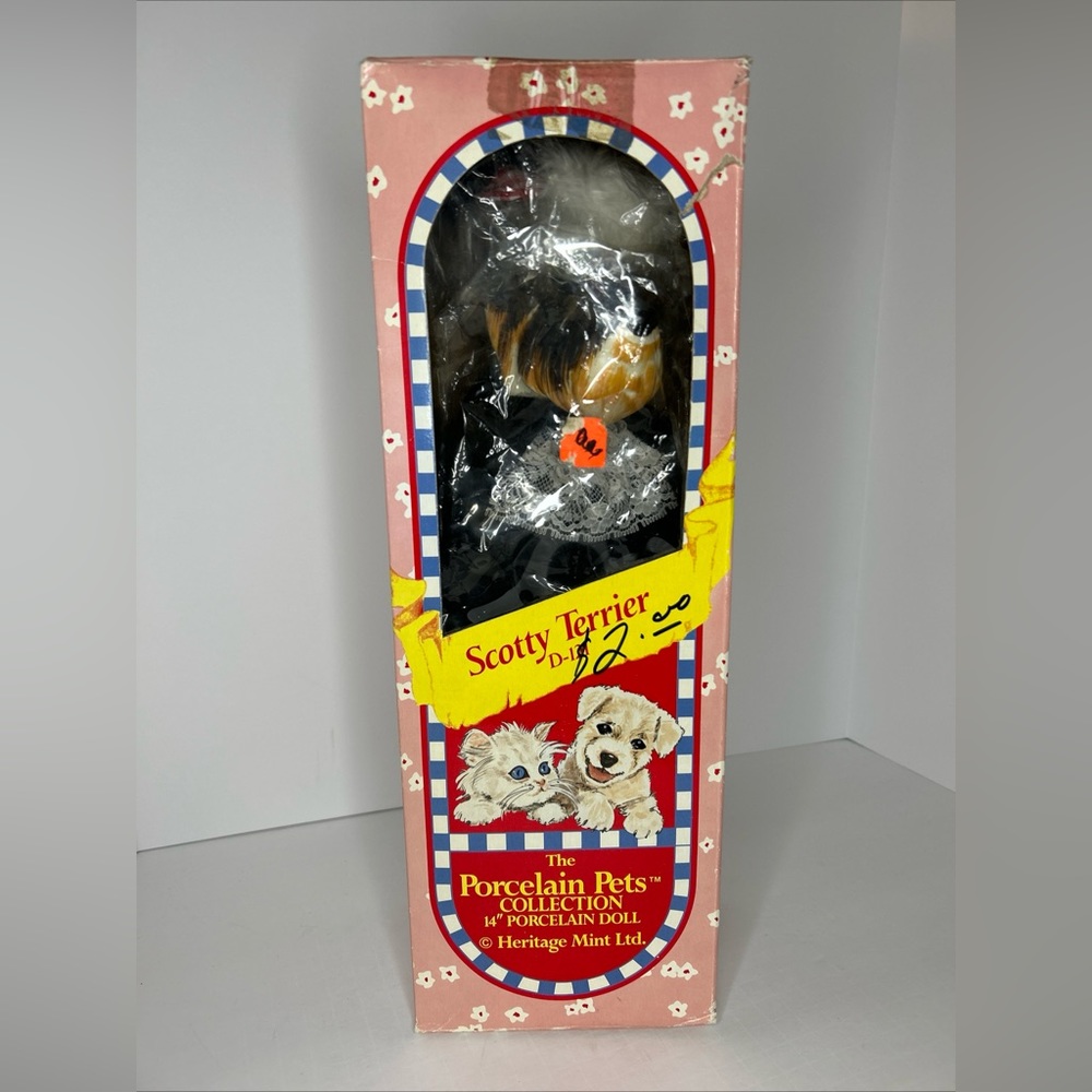 Heritage Mint Porcelain Pets Doll 14" Scotty Terrier D-121 with Box Preowned